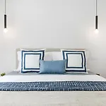 Sal D'ouro Ocean Views | Gym & Garage 아파트 *