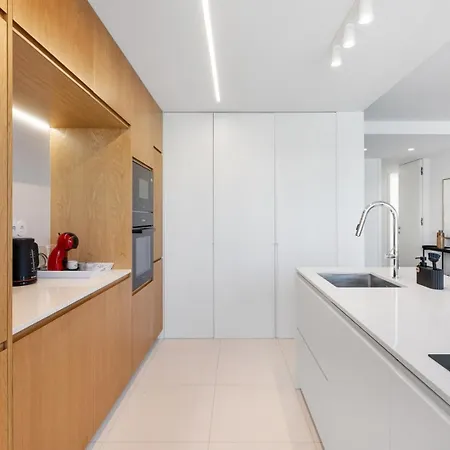 Sal D'ouro Ocean Views | Gym & Garage Apartmán *