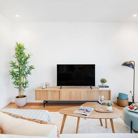דירה Sal D'ouro Ocean Views | Gym & Garage וילה נובה דה גאיה