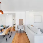 Sal D'ouro Ocean Views | Gym & Garage