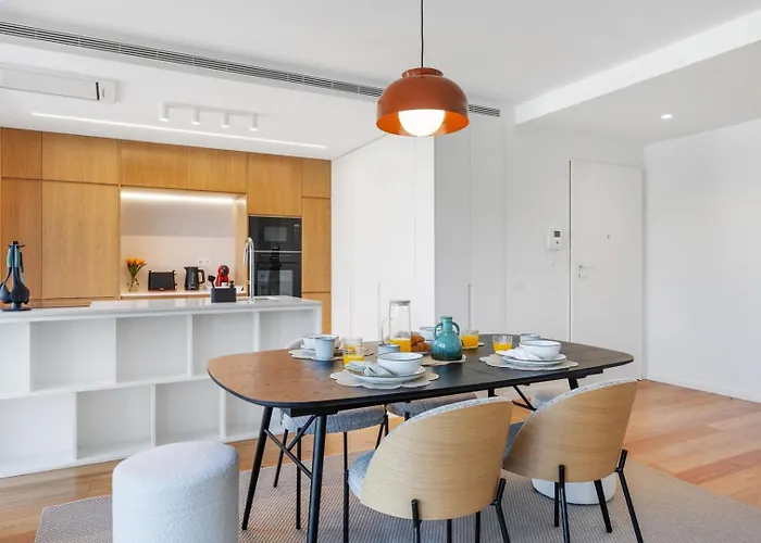 Sal D'ouro Ocean Views | Gym & Garage