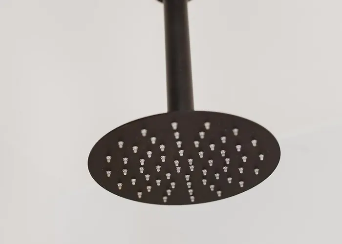 Sal D'ouro Ocean Views | Gym & Garage Apartment